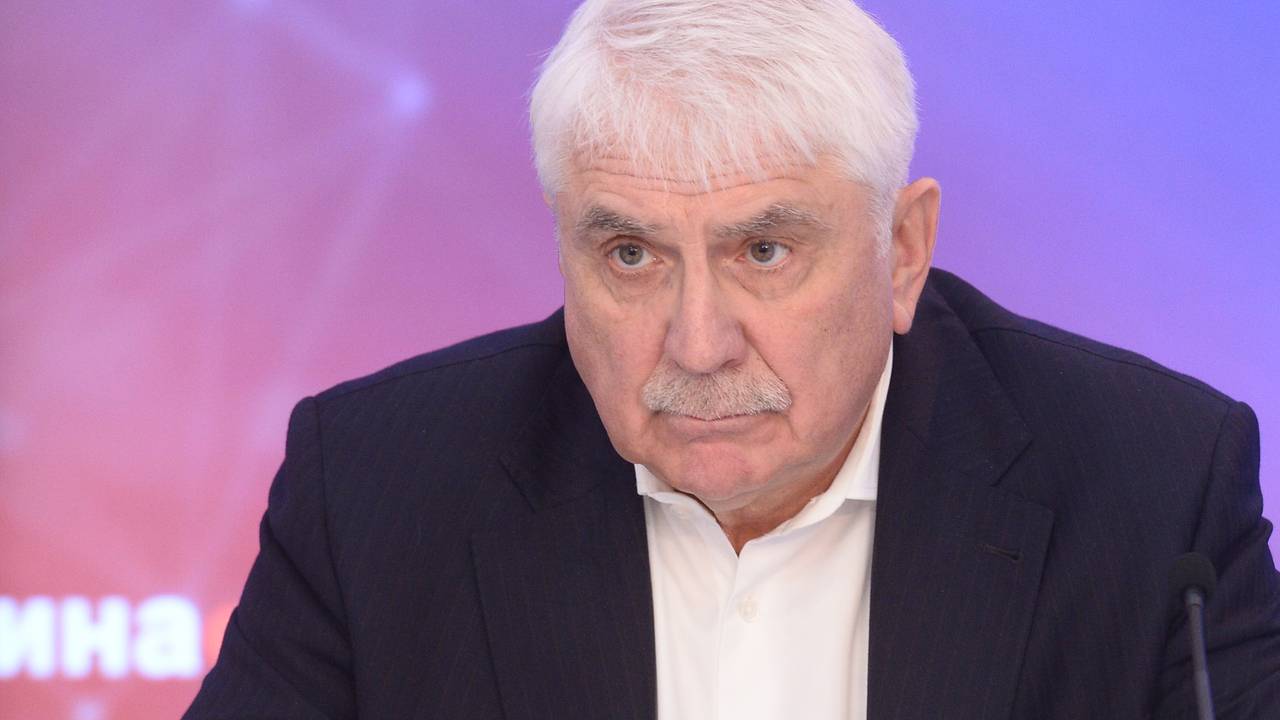 В России отреагировали на продление американских санкций В России отреагировали на продление американских санкций