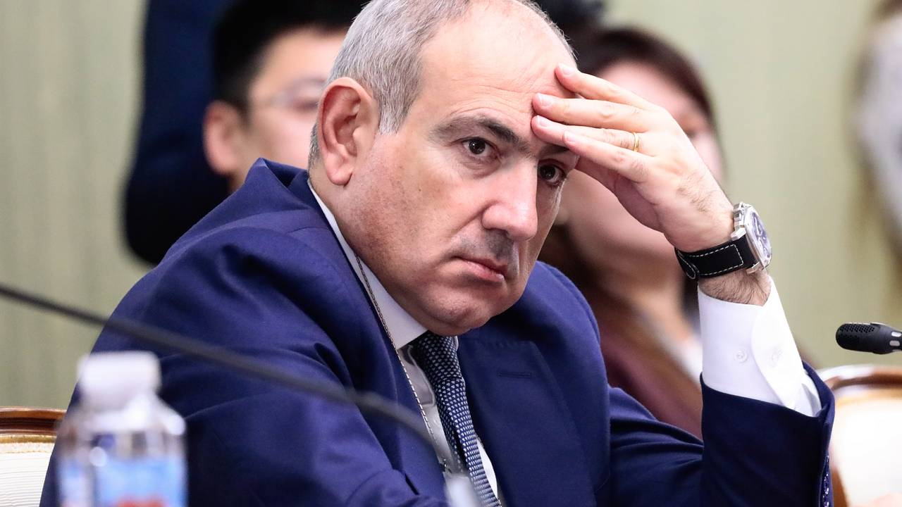 Пашинян обвинил Баку в использовании запрещенных средств в отношении пленных армян