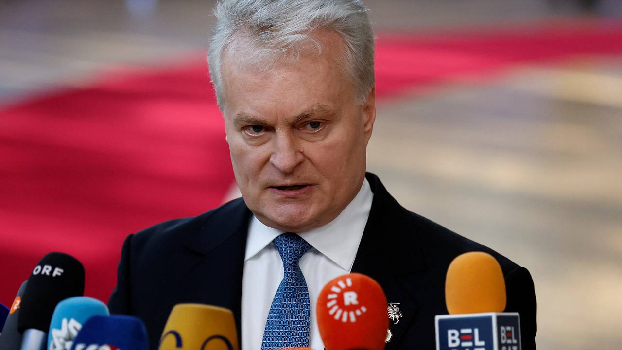 Президент Литвы назвал «некритичным» отказ Венгрии и Словакии помогать Украине Президент Литвы назвал «некритичным» отказ Венгрии и Словакии помогать Украине