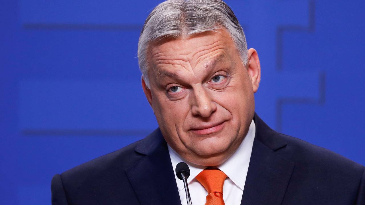 В Европе испугались лидера одной страны и назвали его «двойным троянским конем» В Европе испугались лидера одной страны и назвали его «двойным троянским конем»