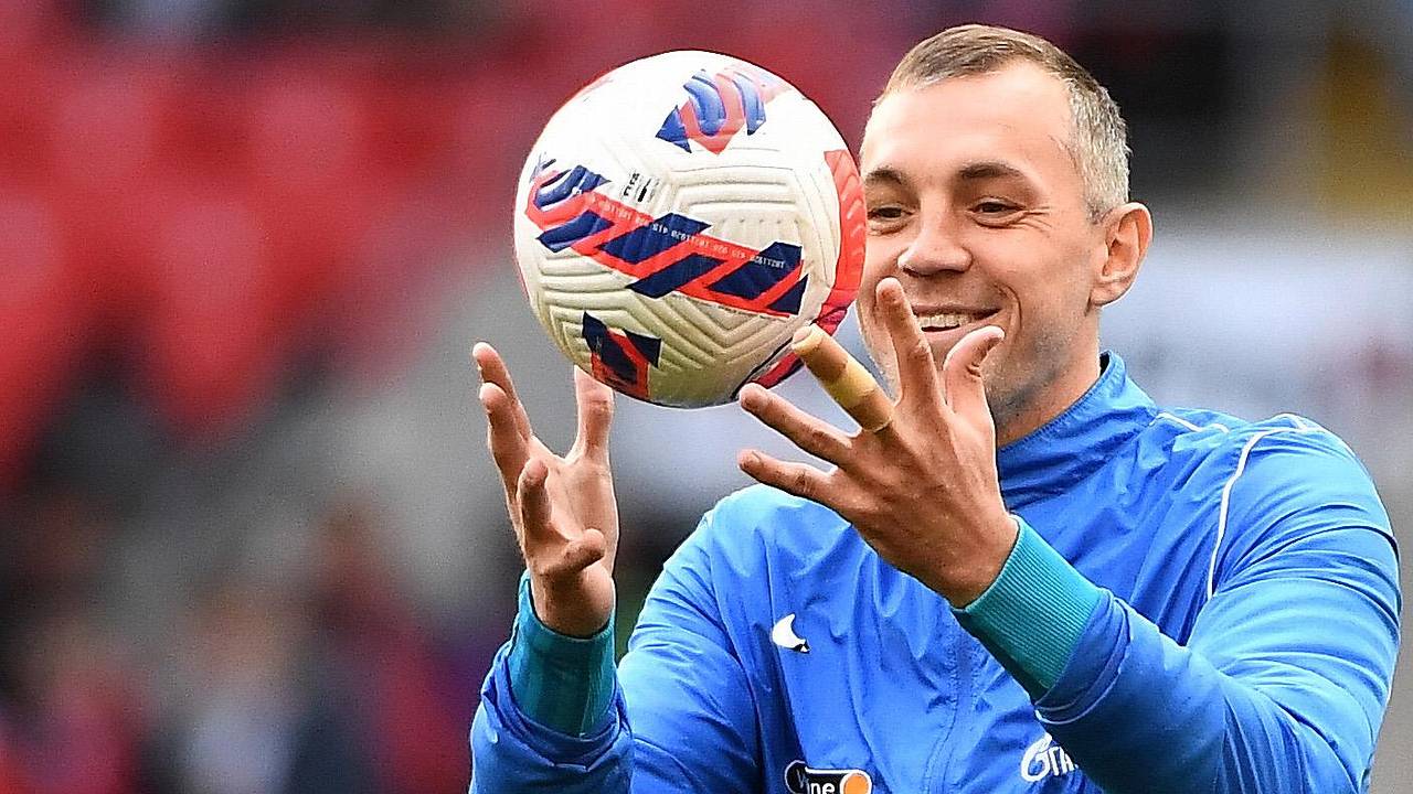 Дзюба пошутил о голах Овечкина в пустые ворота Дзюба пошутил о голах Овечкина в пустые ворота