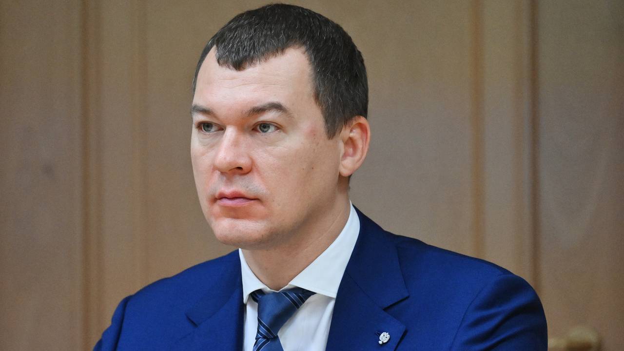 Из-под санкций ЕС вывели четырех россиян Из-под санкций ЕС вывели четырех россиян