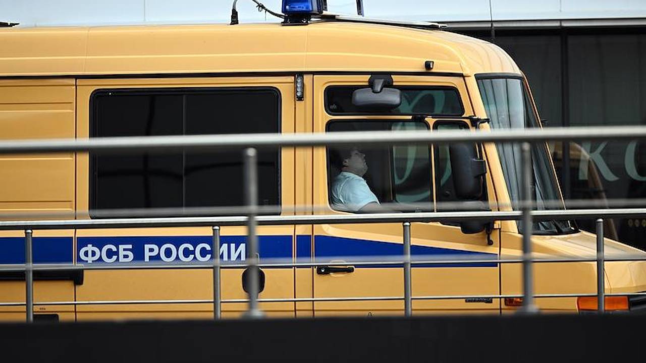 ФСБ задержала чиновницу из российского региона за получение 59 взяток ФСБ задержала чиновницу из российского региона за получение 59 взяток