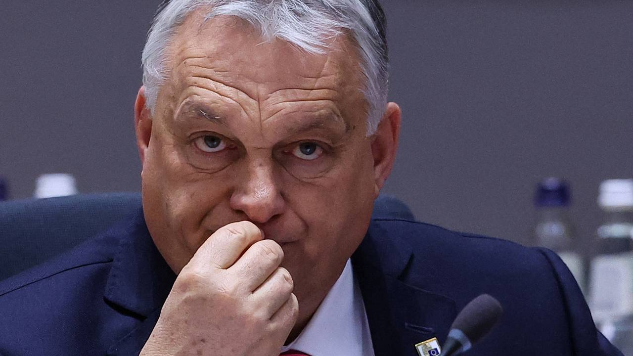 Орбан прочитал в глазах лидеров ЕС признание поражения Украины Орбан прочитал в глазах лидеров ЕС признание поражения Украины