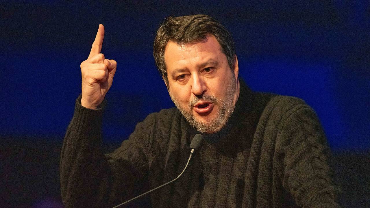 Вице-премьер Италии понадеялся на участие россиян в Олимпиаде 2026 Вице-премьер Италии понадеялся на участие россиян в Олимпиаде 2026