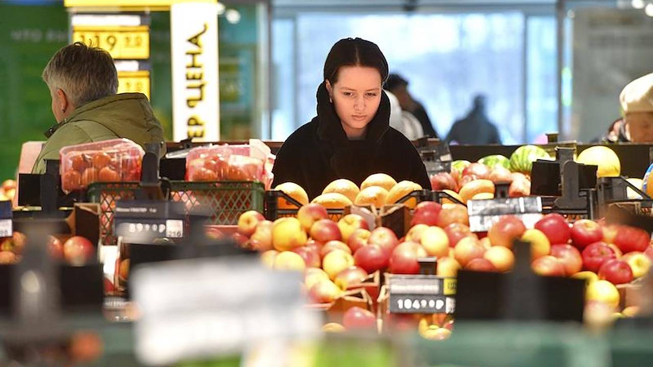 Россиянам рассказали об излишнем оптимизме по поводу роста доходов Россиянам рассказали об излишнем оптимизме по поводу роста доходов