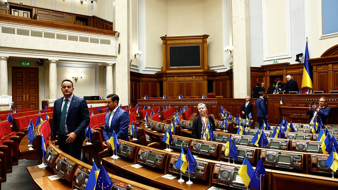 На Украине заявили о невозможности подписать соглашение с США по минералам На Украине заявили о невозможности подписать соглашение с США по минералам