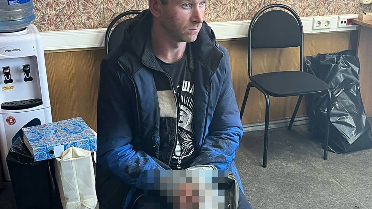 Российский уголовник расправился с 13-летней школьницей после изнасилования Российский уголовник расправился с 13-летней школьницей после изнасилования