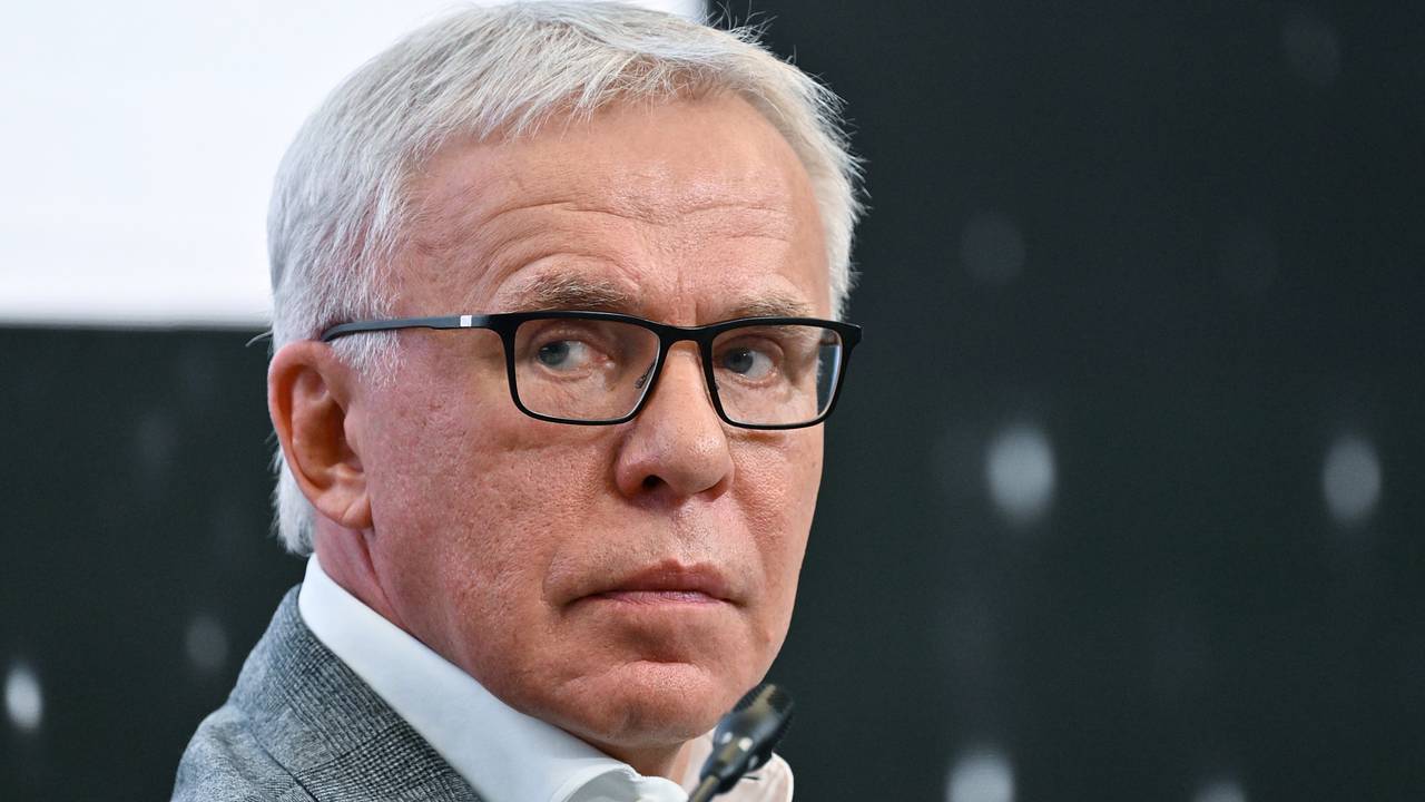 Фетисов оценил появление Овечкина в баре перед матчем НХЛ Фетисов оценил появление Овечкина в баре перед матчем НХЛ