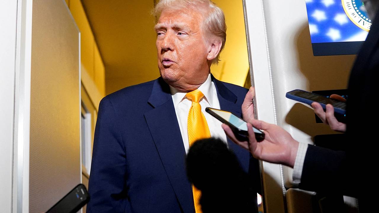 Трамп призвал лишить лицензии программу «60 минут». Это произошло после интервью Зеленского Трамп призвал лишить лицензии программу «60 минут». Это произошло после интервью Зеленского