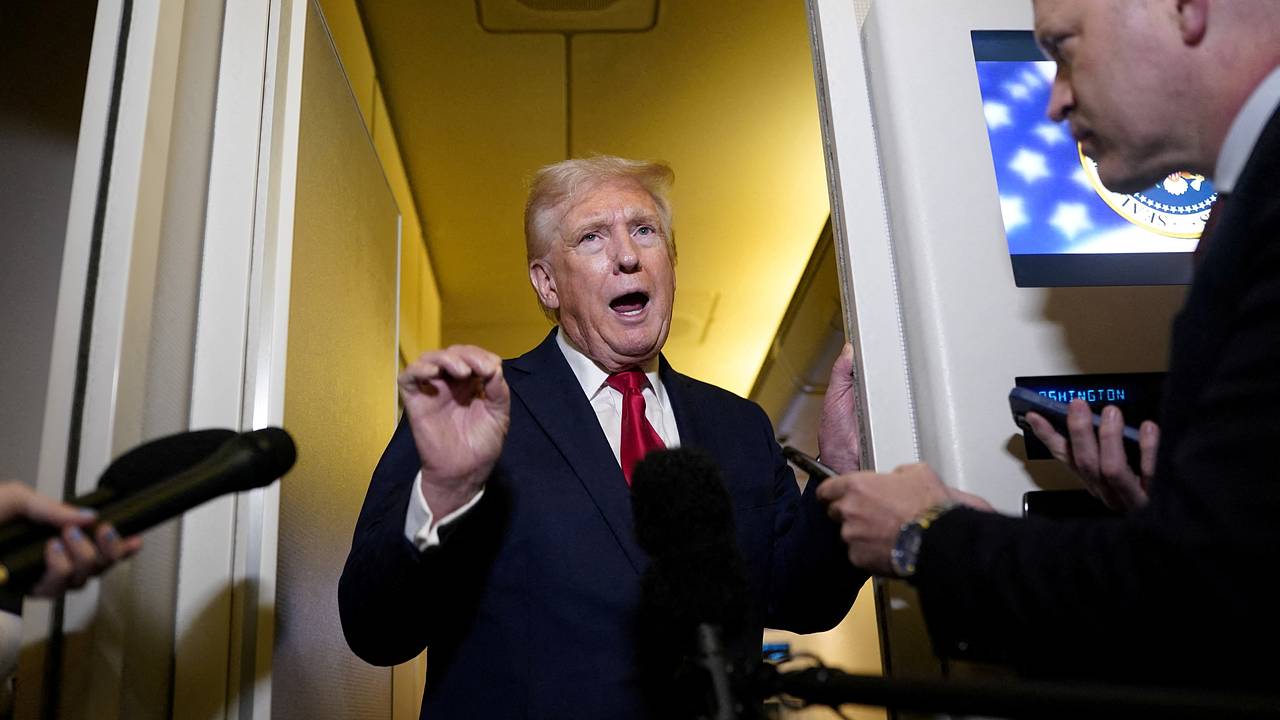 Трамп поставил дедлайн по прекращению огня на Украине Трамп поставил дедлайн по прекращению огня на Украине