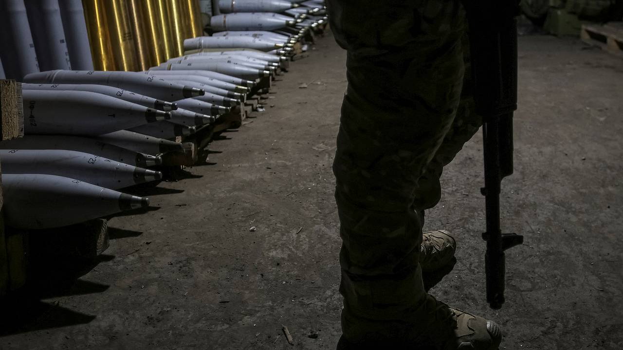 Наемник ВСУ из Мексики бросил подчиненных украинских военных в ДНР Наемник ВСУ из Мексики бросил подчиненных украинских военных в ДНР