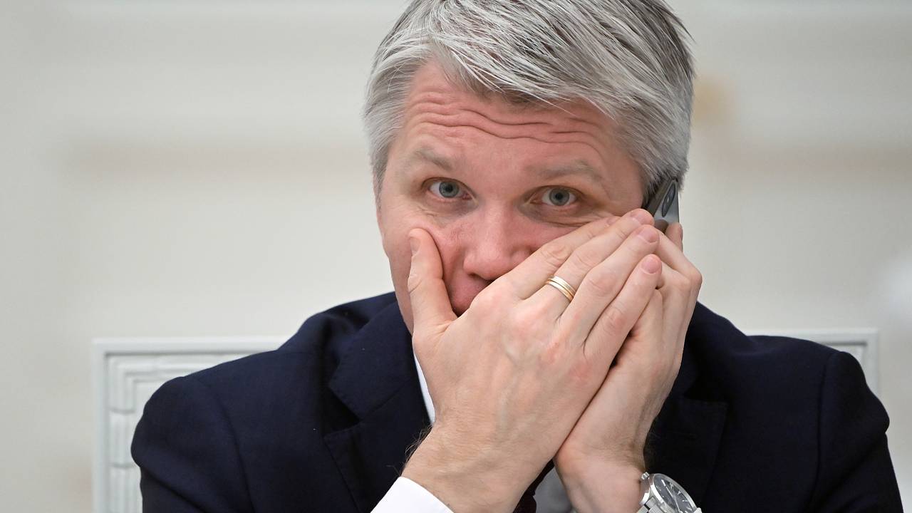 Бывший министр спорта дал совет обвинившей тренера в домогательствах фигуристке Жилиной Бывший министр спорта дал совет обвинившей тренера в домогательствах фигуристке Жилиной