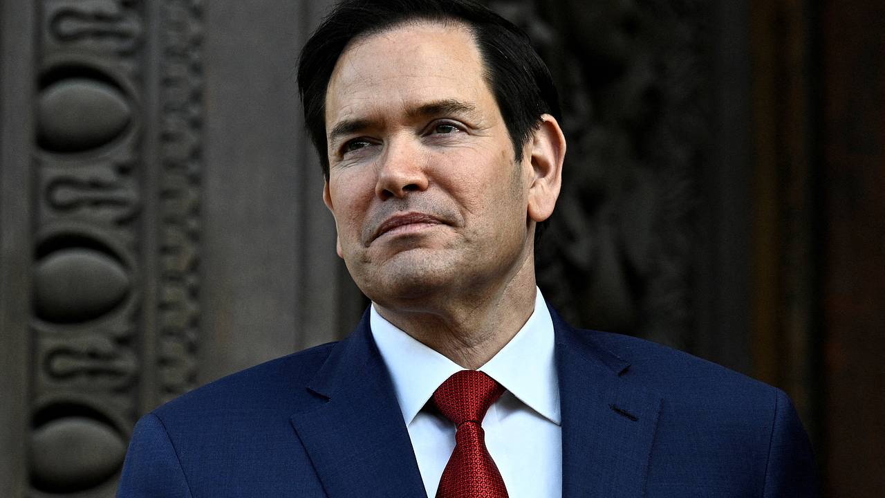 Рубио назвал условие отмены санкций ЕС против России Рубио назвал условие отмены санкций ЕС против России
