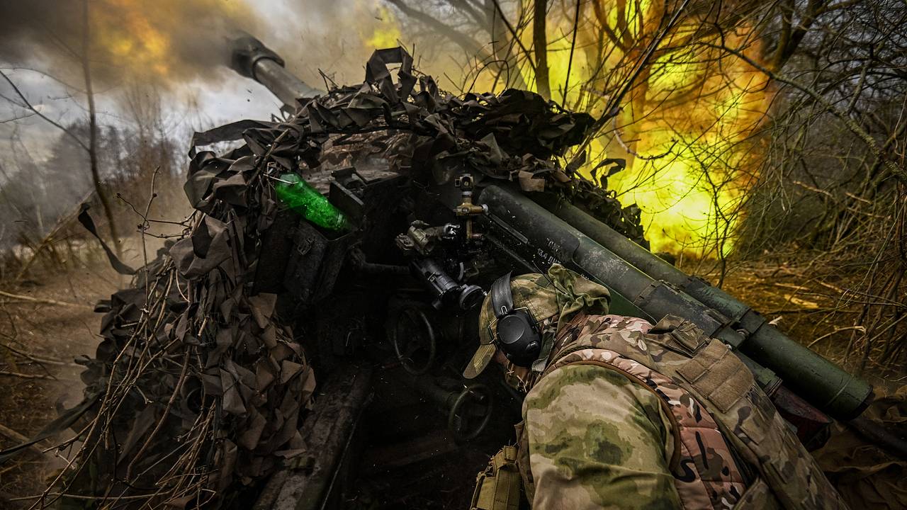 Военблогер заявил о начале штурма жилой застройки Горналя Военблогер заявил о начале штурма жилой застройки Горналя