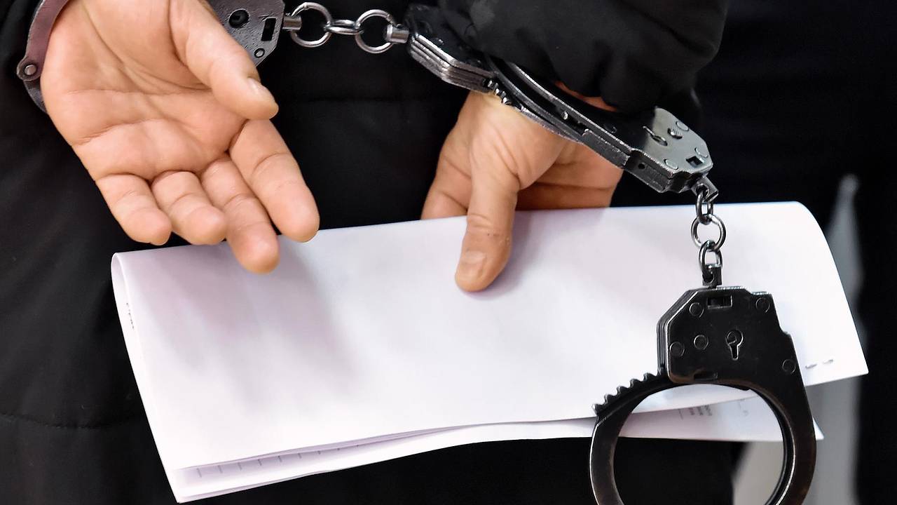 Отца троих погибших от рук матери детей арестовали Отца троих погибших от рук матери детей арестовали