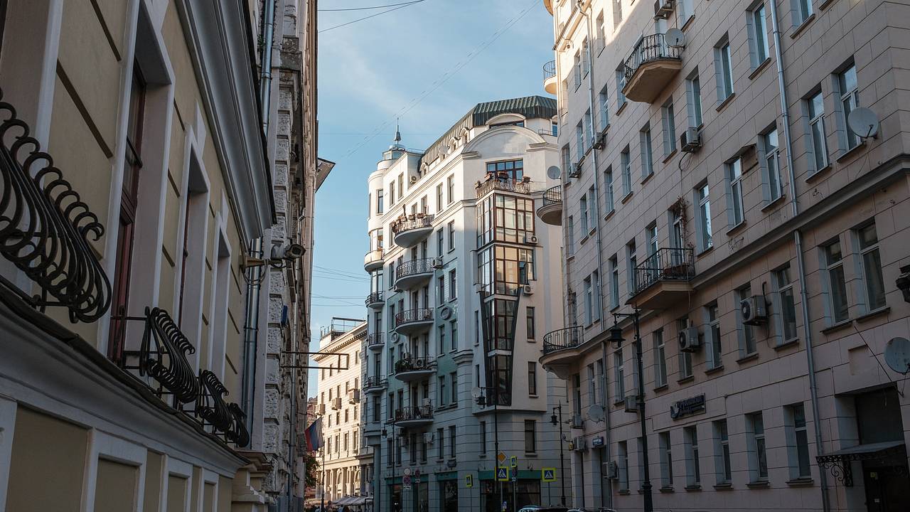 Выгоду от покупки и аренды квартиры в России в 2025 году сравнили Выгоду от покупки и аренды квартиры в России в 2025 году сравнили