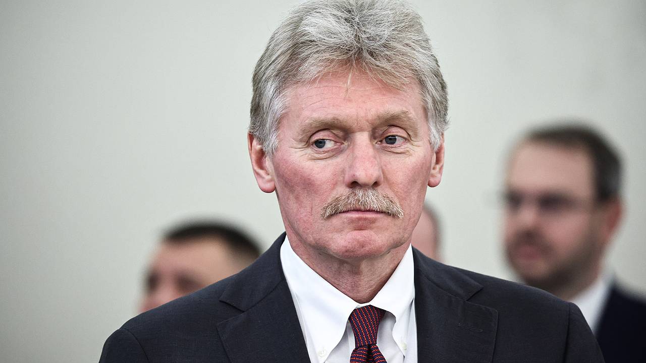 В Кремле призвали Украину устранить юридические препятствия для переговоров В Кремле призвали Украину устранить юридические препятствия для переговоров