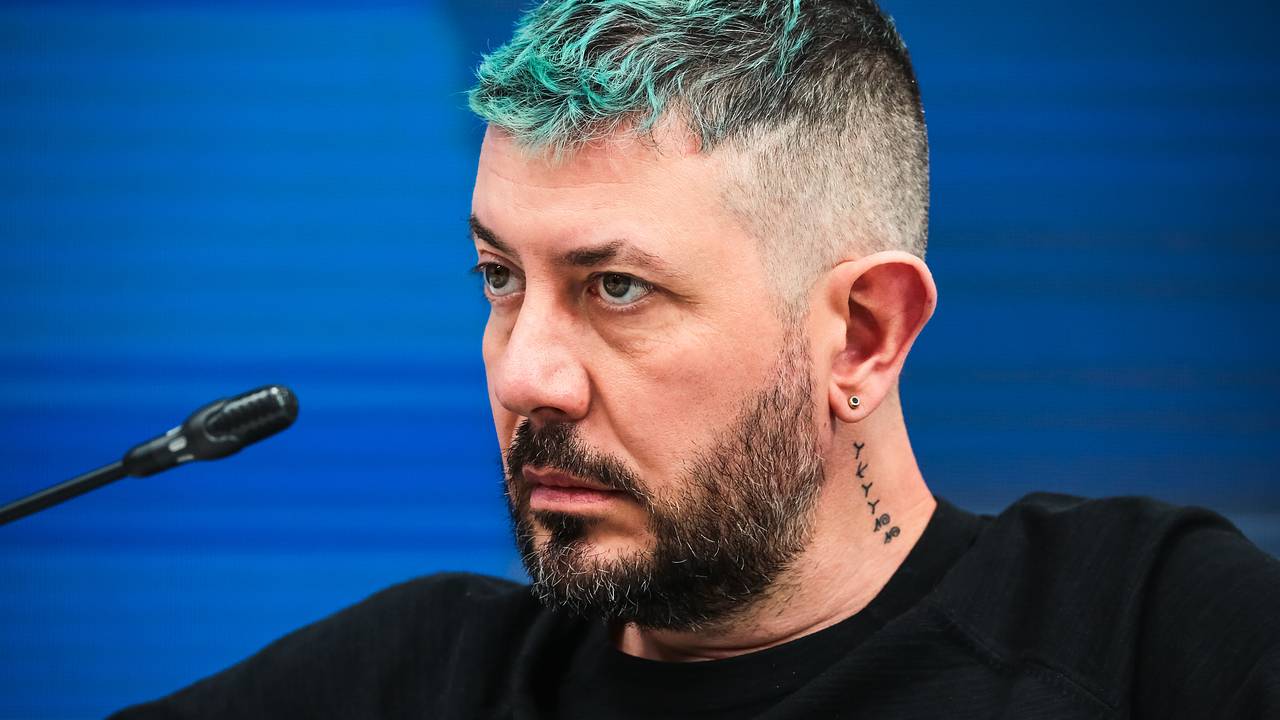 Артемий Лебедев назвал способ изменить отношение украинцев к России Артемий Лебедев назвал способ изменить отношение украинцев к России
