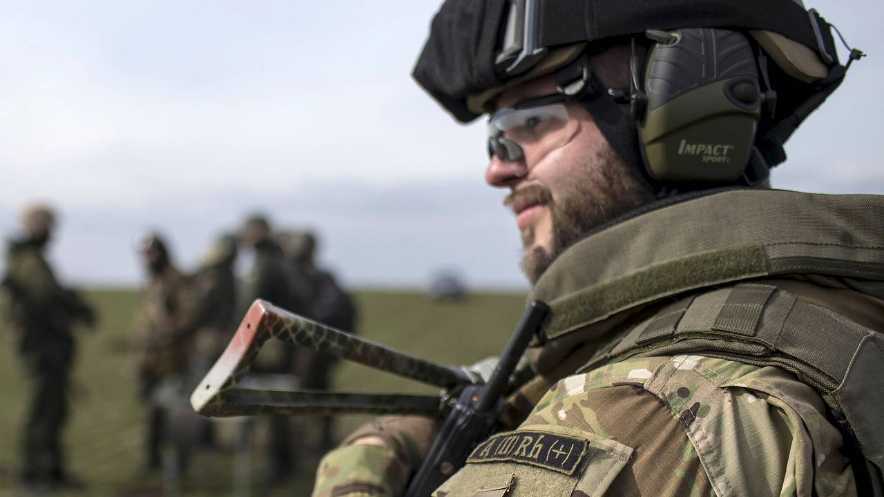 Пленный рассказал о приоритетном положении «Азова» в Мариуполе Пленный рассказал о приоритетном положении «Азова» в Мариуполе