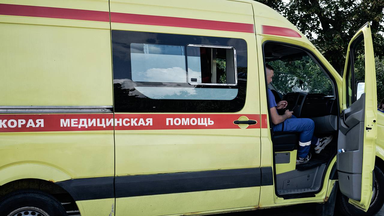 Электричка сбила 12-летнюю школьницу в российском городе