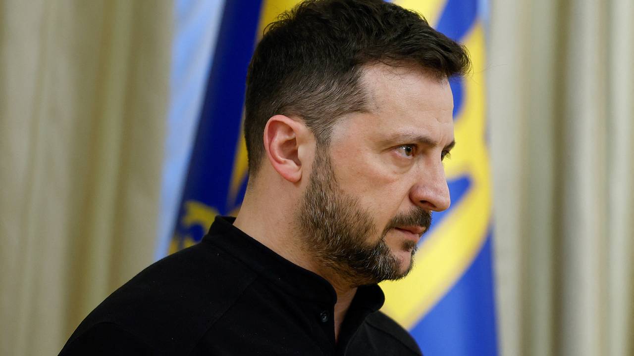 В России назвали уловкой предложение Зеленского о перемирии В России назвали уловкой предложение Зеленского о перемирии