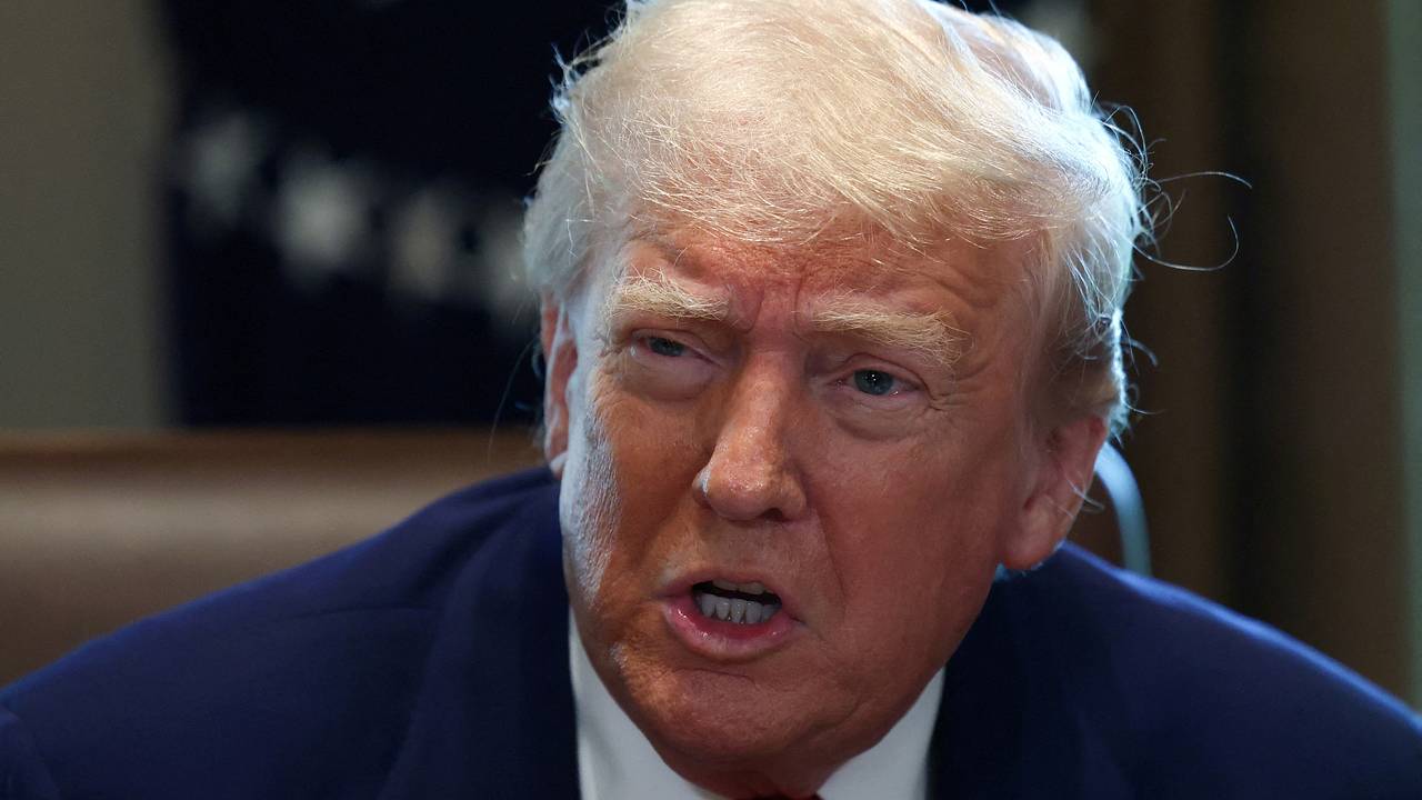 В США заявили о возможном введении Трампом вторичных санкций против России В США заявили о возможном введении Трампом вторичных санкций против России