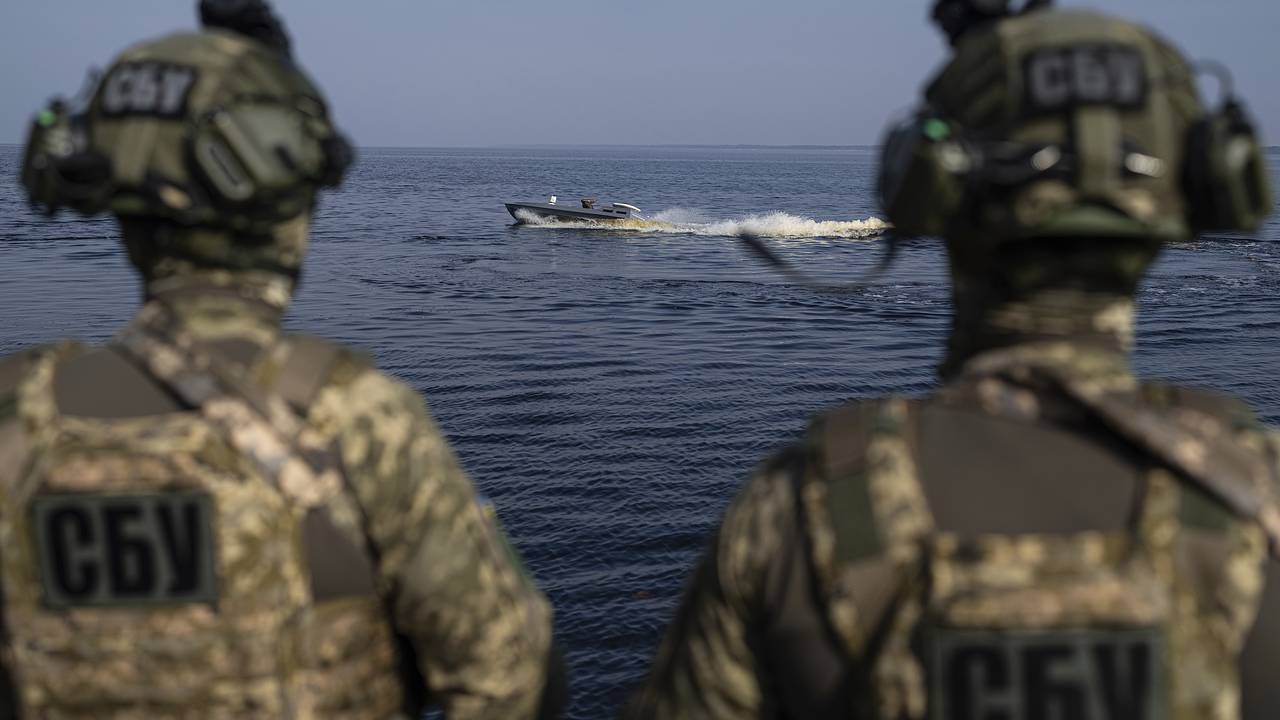Минобороны сообщило об уничтожении украинских катеров в Черном море Минобороны сообщило об уничтожении украинских катеров в Черном море