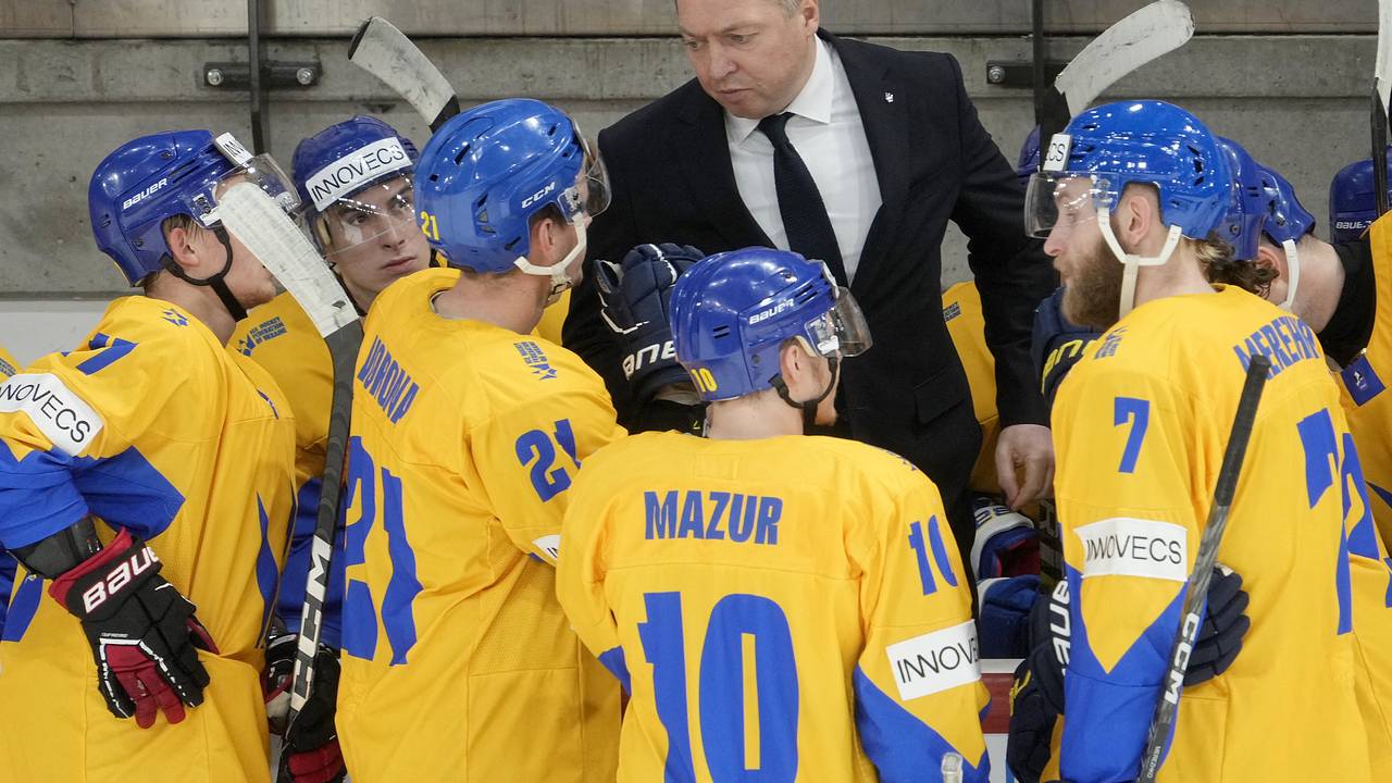 Сборная Украины не вышла в элитный дивизион чемпионата мира по хоккею Сборная Украины не вышла в элитный дивизион чемпионата мира по хоккею