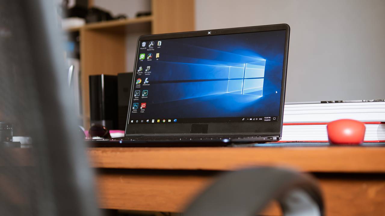 Пользователи Windows 10 пожаловались на давление Microsoft Пользователи Windows 10 пожаловались на давление Microsoft