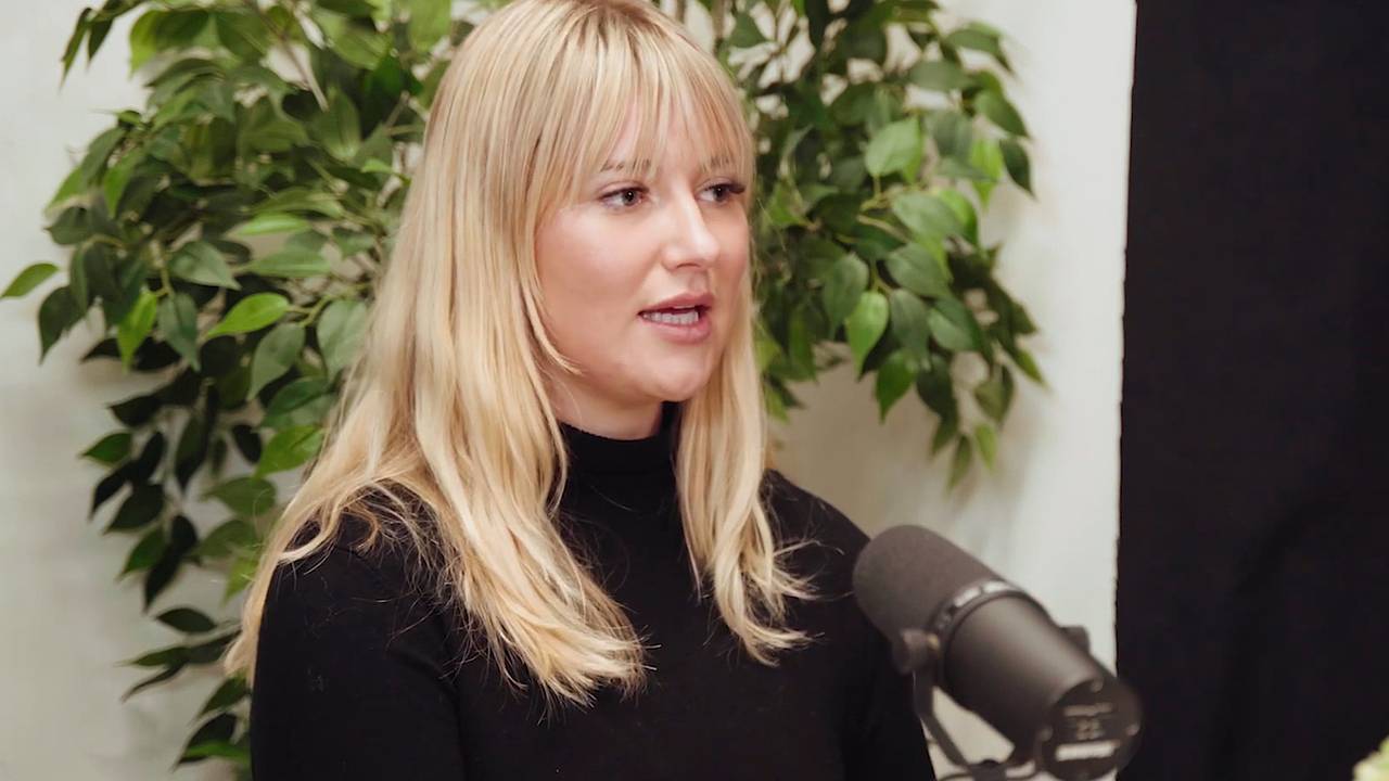 Сточные воды помешали самой красивой девушке Англии готовиться к «Мисс мира» Сточные воды помешали самой красивой девушке Англии готовиться к «Мисс мира»