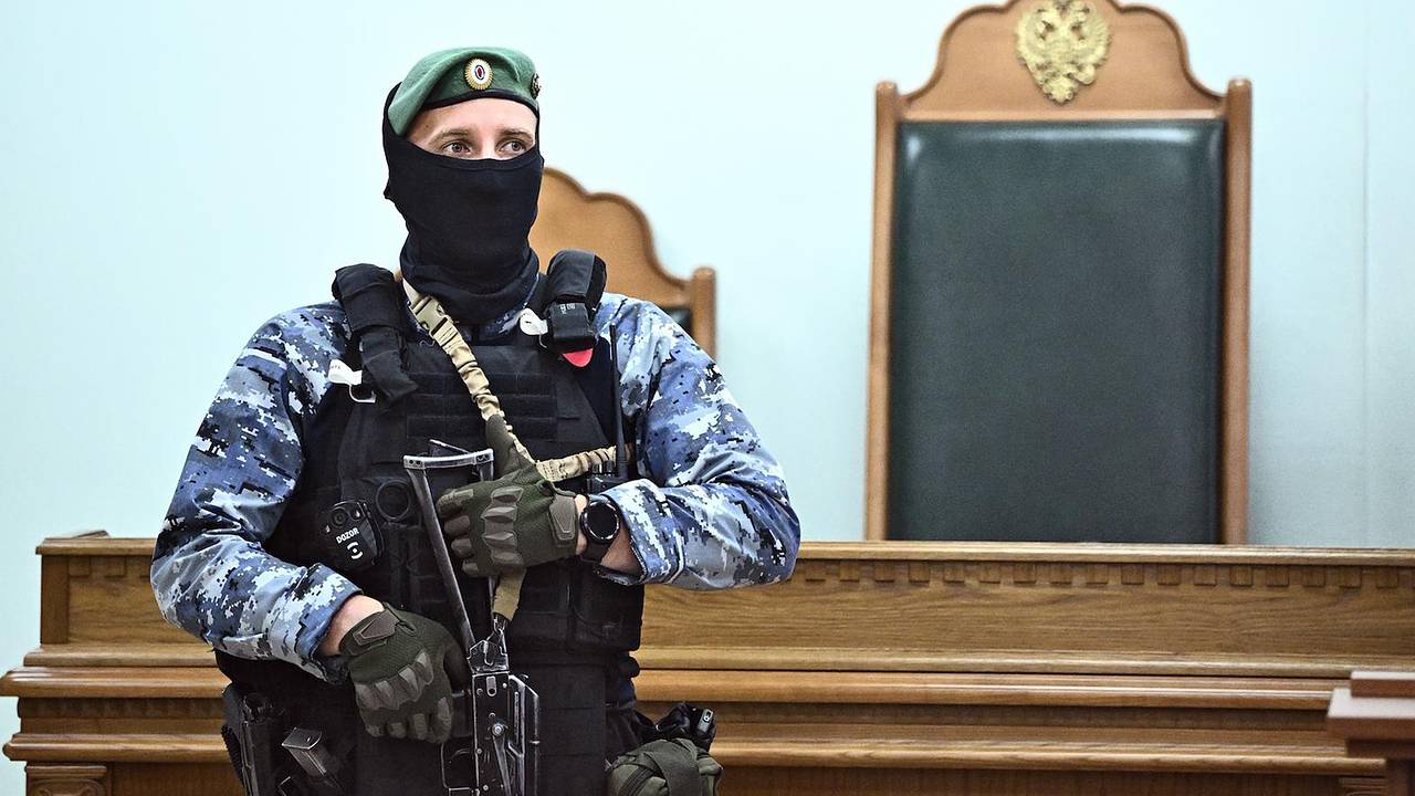 Верховный суд России подтвердил законность приговора двум украинцам за шпионаж Верховный суд России подтвердил законность приговора двум украинцам за шпионаж