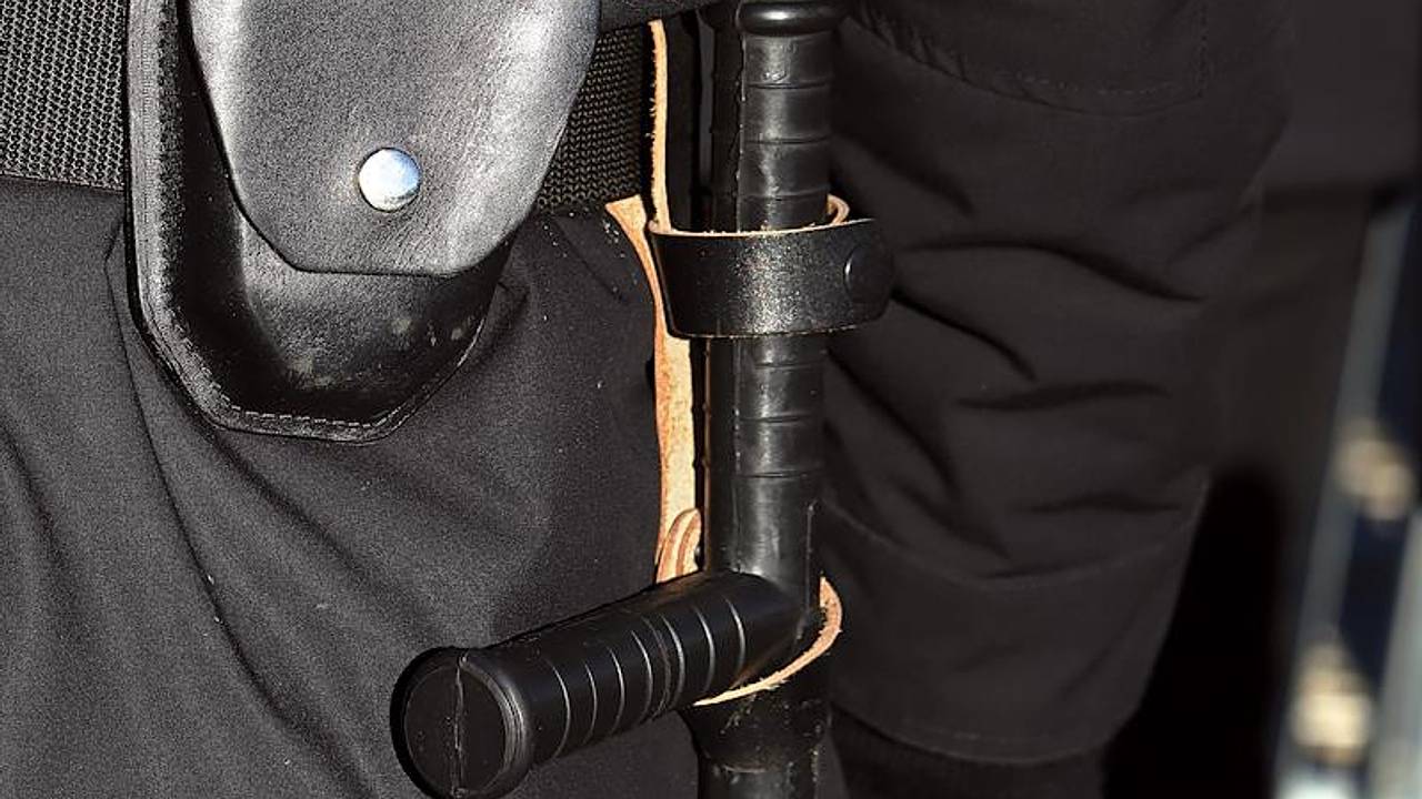 В Киргизии блогер заставлял людей говорить на местном языке и был задержан В Киргизии блогер заставлял людей говорить на местном языке и был задержан