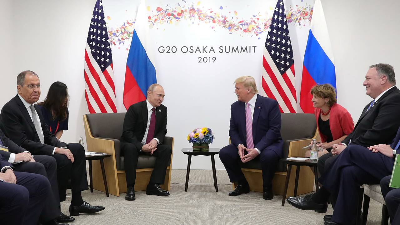 В Белом доме прокомментировали сообщения о встречи Путина и Трампа В Белом доме прокомментировали сообщения о встречи Путина и Трампа
