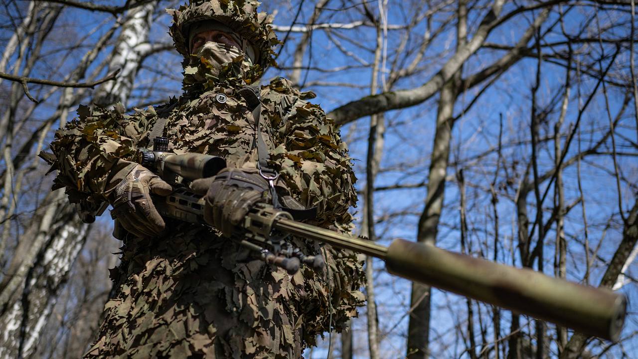 Военблогер рассказал о судьбе вторгшейся в Брянскую область украинской ДРГ Военблогер рассказал о судьбе вторгшейся в Брянскую область украинской ДРГ