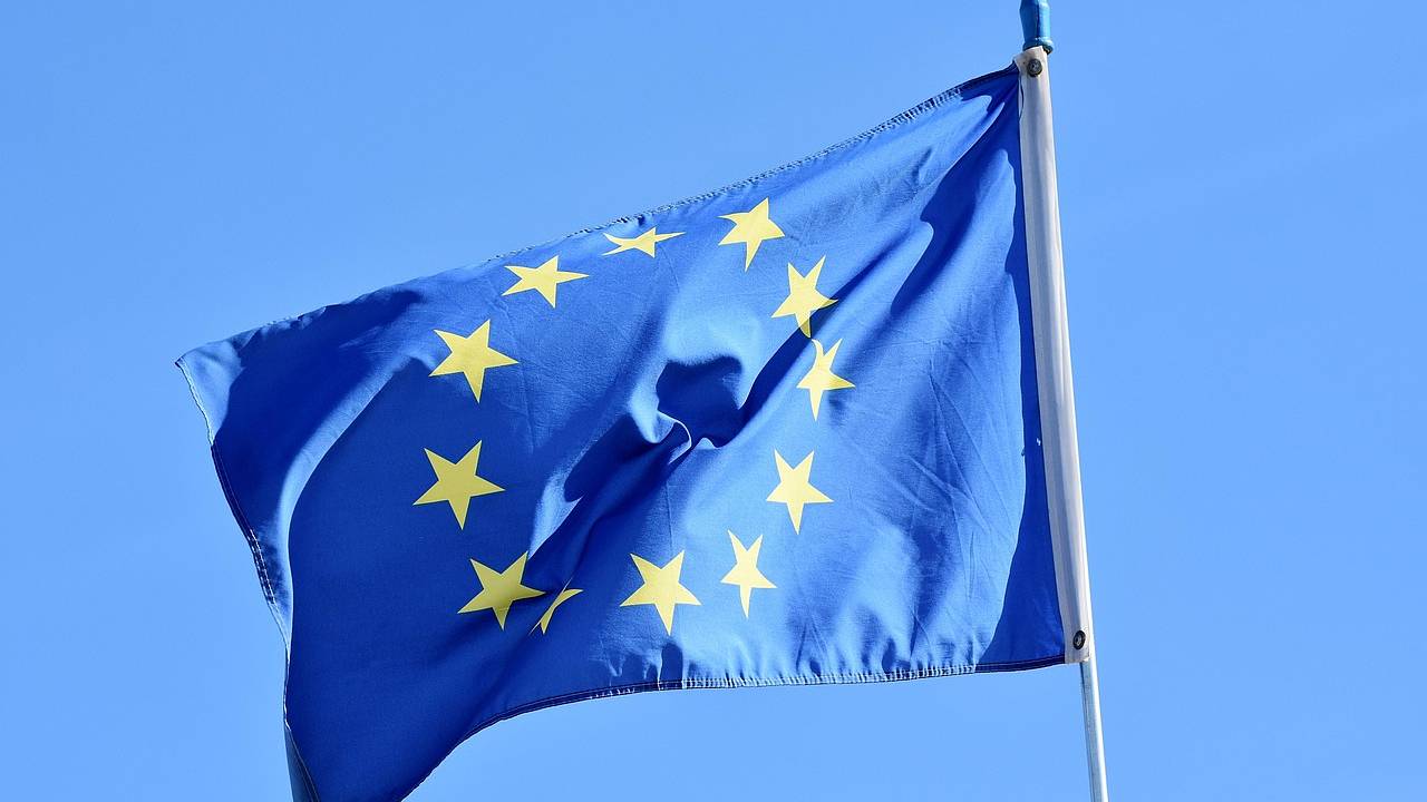 Евросоюз отказался продлевать беспошлинный ввоз украинской сельхозпродукции Евросоюз отказался продлевать беспошлинный ввоз украинской сельхозпродукции