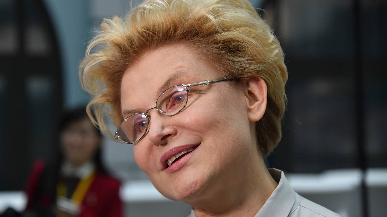Малышева побоялась пробовать неприятное азиатское блюдо и отдала его зрителям Малышева побоялась пробовать неприятное азиатское блюдо и отдала его зрителям
