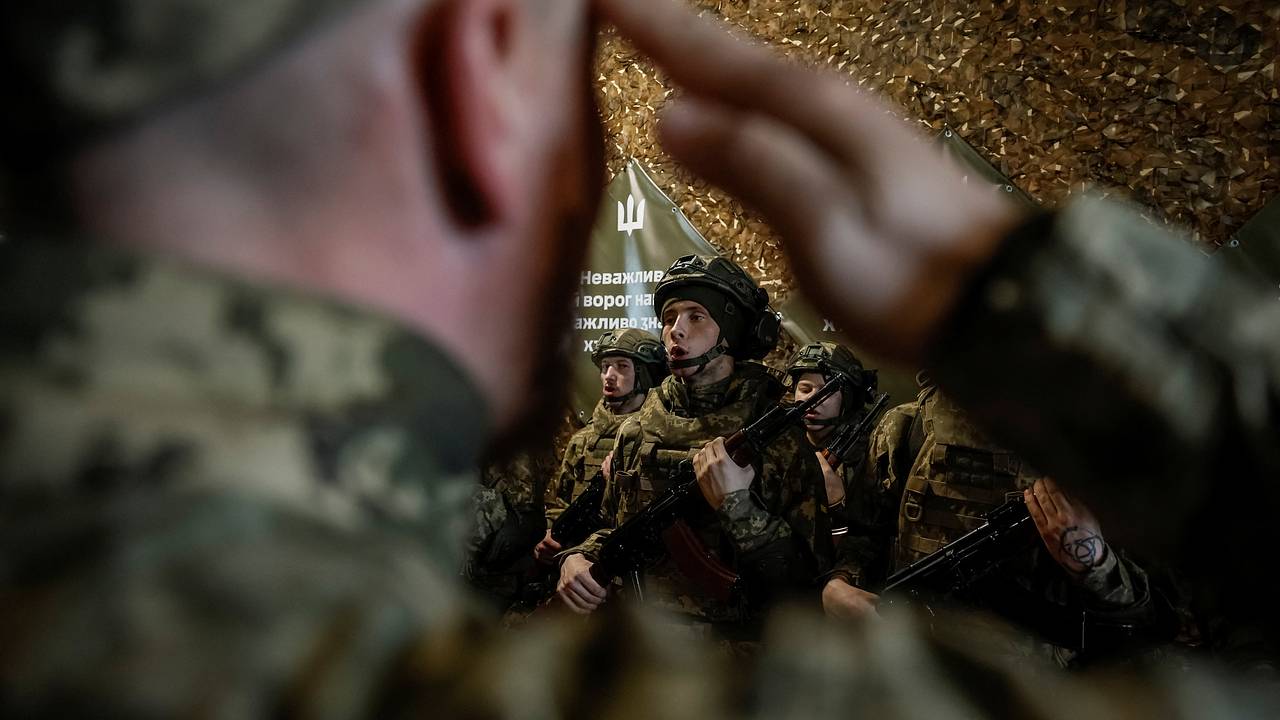 Украинский чиновник организовывал побеги уклонистов за границу Украинский чиновник организовывал побеги уклонистов за границу