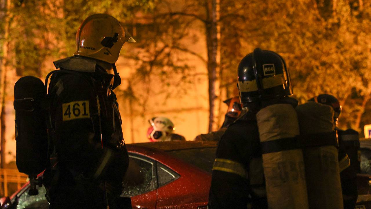 Женщины с двумя детьми заживо сгорели в жилом доме в российском регионе Женщины с двумя детьми заживо сгорели в жилом доме в российском регионе