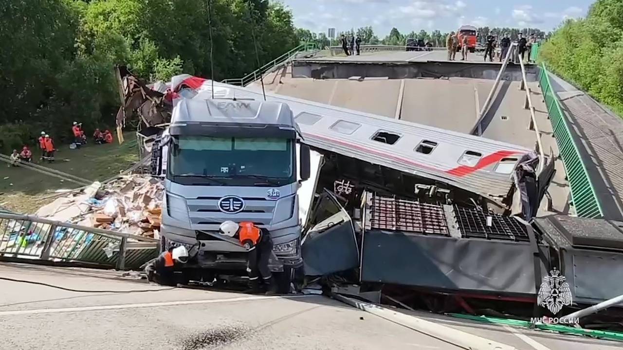 Раскрыта дата последней проверки моста в Брянской области перед подрывом Раскрыта дата последней проверки моста в Брянской области перед подрывом