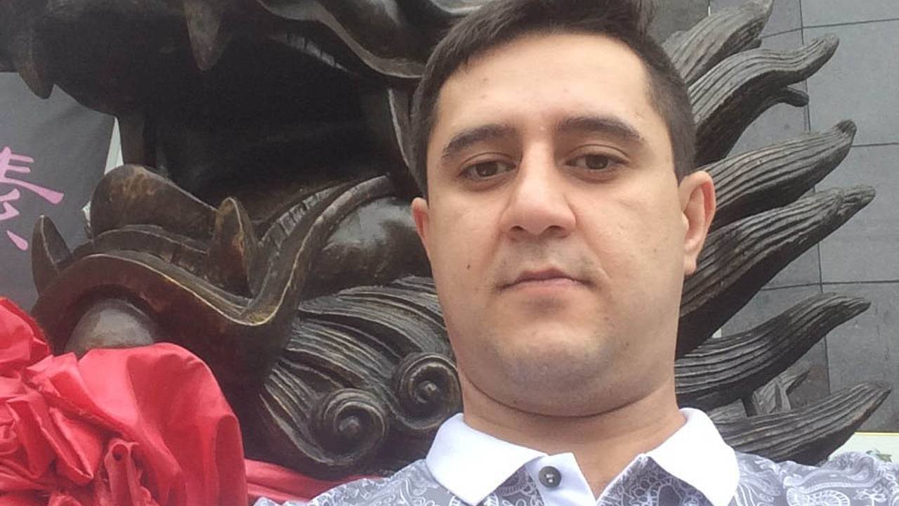 В Чечне прояснили судьбу увезенного на Mercedes со спецсигналами бизнес-тренера В Чечне прояснили судьбу увезенного на Mercedes со спецсигналами бизнес-тренера