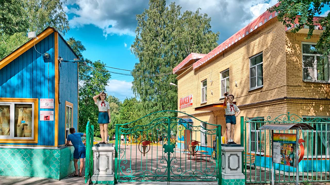 Российские шестиклассники захотели сбежать из детского лагеря и напились таблеток Российские шестиклассники захотели сбежать из детского лагеря и напились таблеток