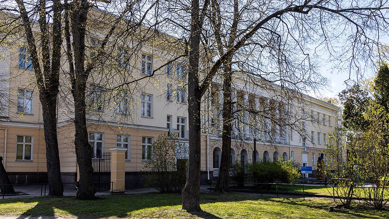 В Эстонии решили дерусифицировать Центр русской культуры В Эстонии решили дерусифицировать Центр русской культуры