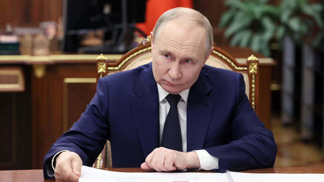 Путину доложили о состоянии пострадавшего при ЧП с поездом под Брянском младенца Путину доложили о состоянии пострадавшего при ЧП с поездом под Брянском младенца