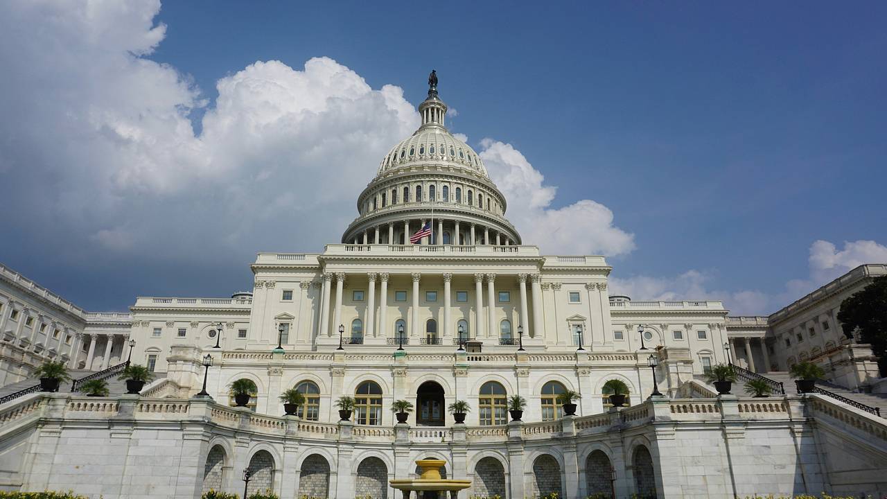 Украинские власти придут в Конгресс США из-за санкций против России Украинские власти придут в Конгресс США из-за санкций против России