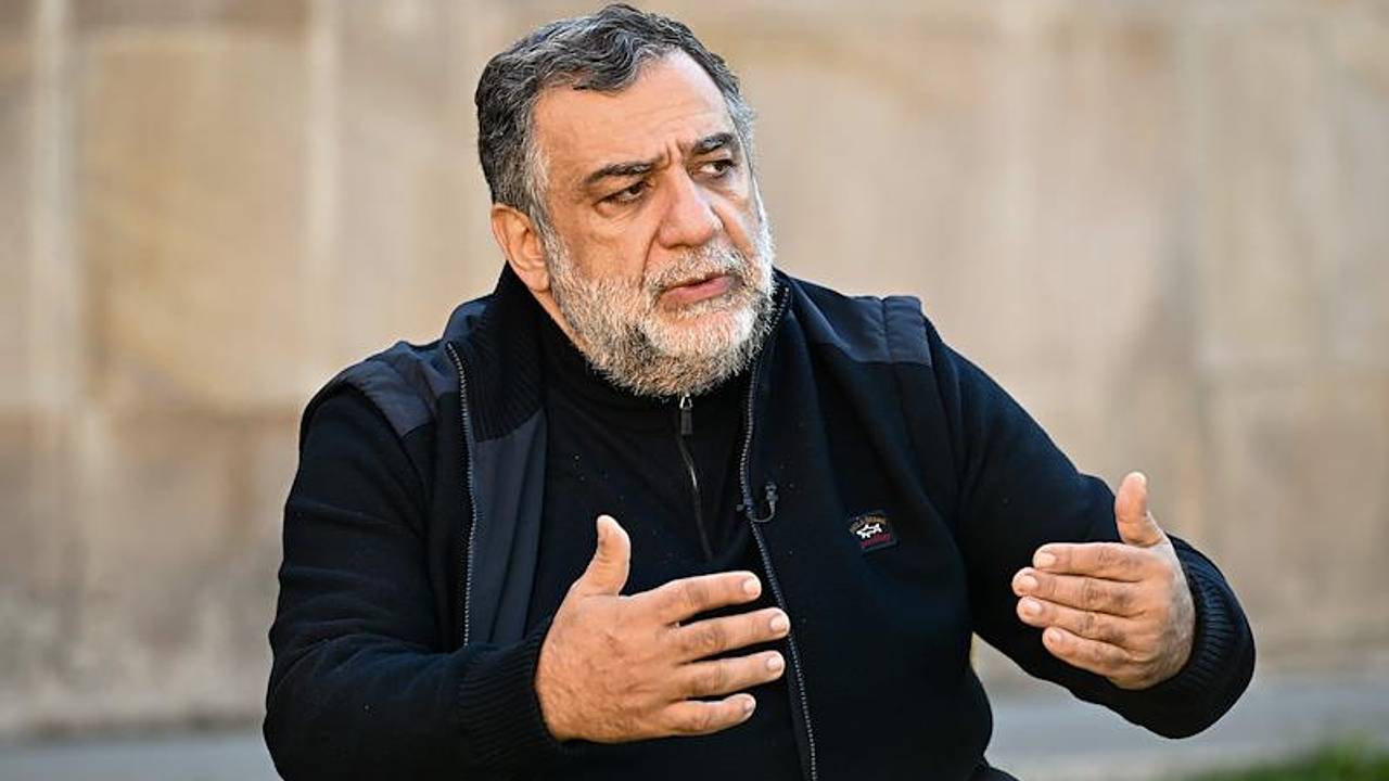 Адвокат экс-главы Карабаха защитил его в суде фразой на латыни