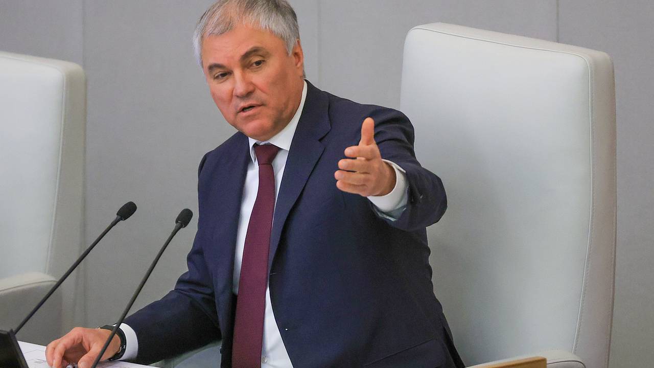 Володин назвал Зеленского «просроченным обмылком» и порассуждал о каре за его действия Володин назвал Зеленского «просроченным обмылком» и порассуждал о каре за его действия