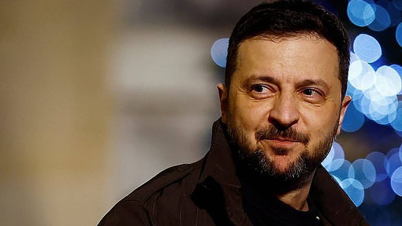 Военный аналитик перечислил условия для ликвидации Зеленского Военный аналитик перечислил условия для ликвидации Зеленского