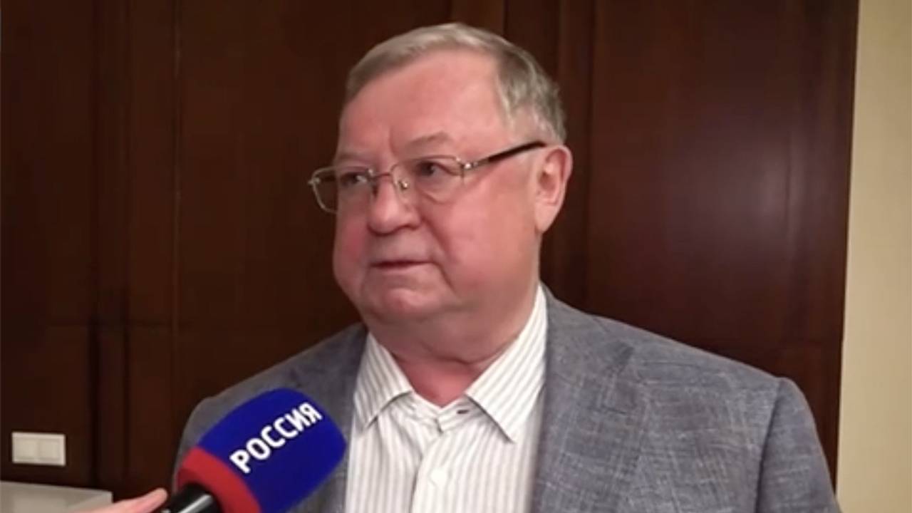 Бывший российский премьер признался в совершенной в девяностые огромной ошибке Бывший российский премьер признался в совершенной в девяностые огромной ошибке