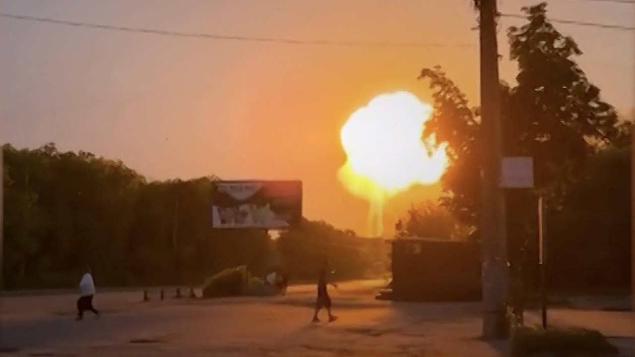 Россия объявила об ударе возмездия по Украине за теракты на аэродромах. Армия могла атаковать «систему принятия решений» Киева Россия объявила об ударе возмездия по Украине за теракты на аэродромах. Армия могла атаковать «систему принятия решений» Киева